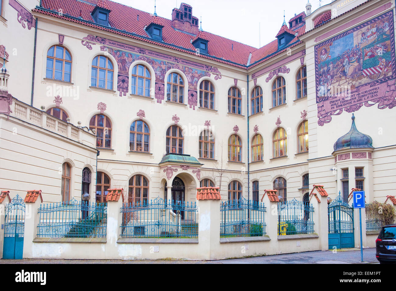 République tchèque, Prague, Karlin - Elementery School, Lyckovo Namesti. Banque D'Images