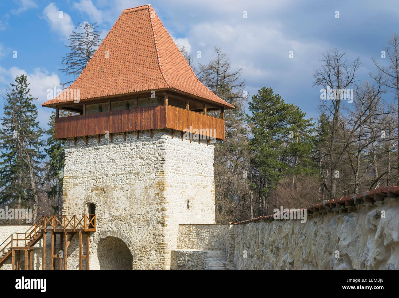 La tour de défense et d'observation d'une citadelle médiévale Banque D'Images