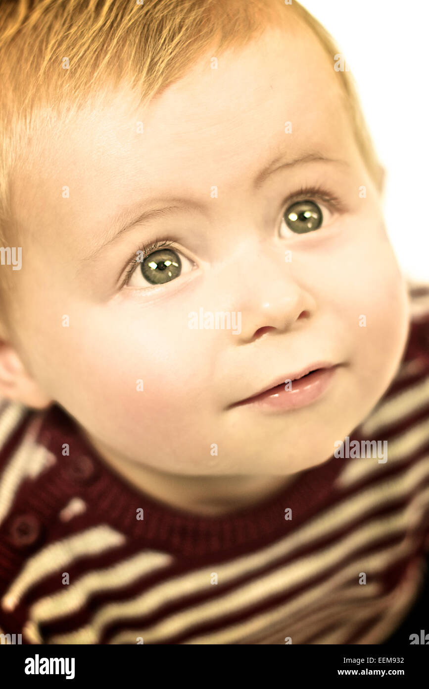 Portrait d'un petit garçon Banque D'Images