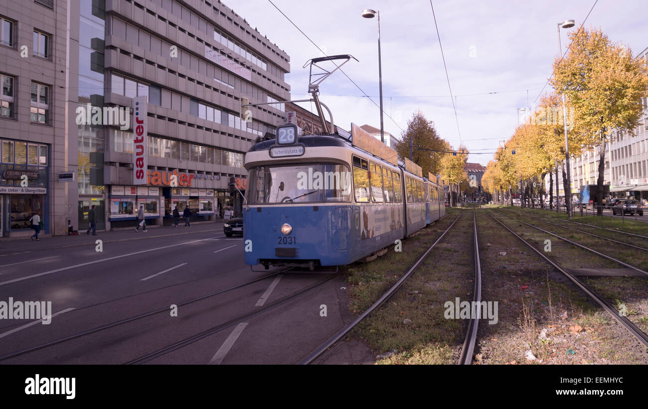 Munich P Type de tram situé près de Sendlinger Tor - 1 Banque D'Images