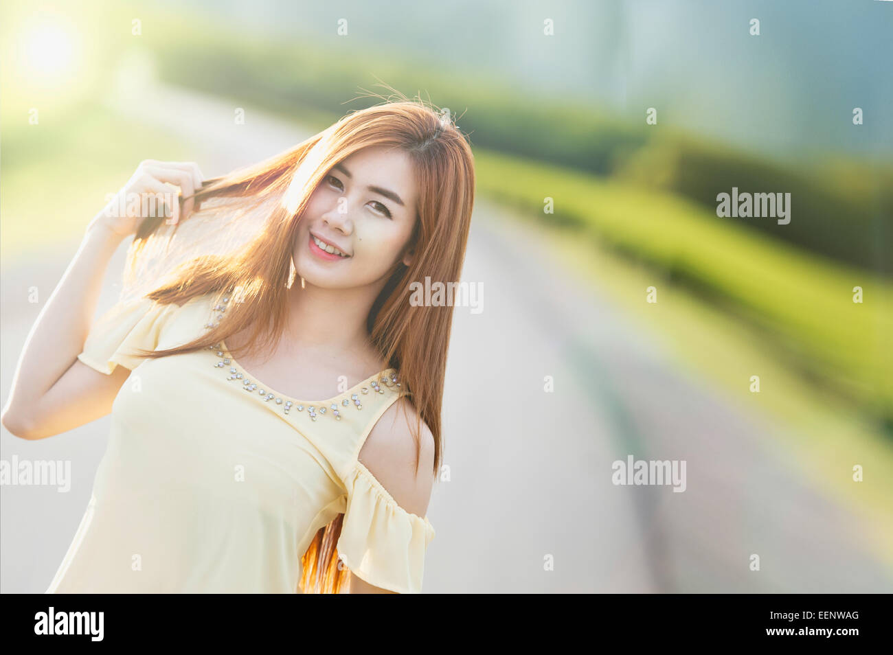 Portrait Thai belle fille dans l'air extérieur Banque D'Images