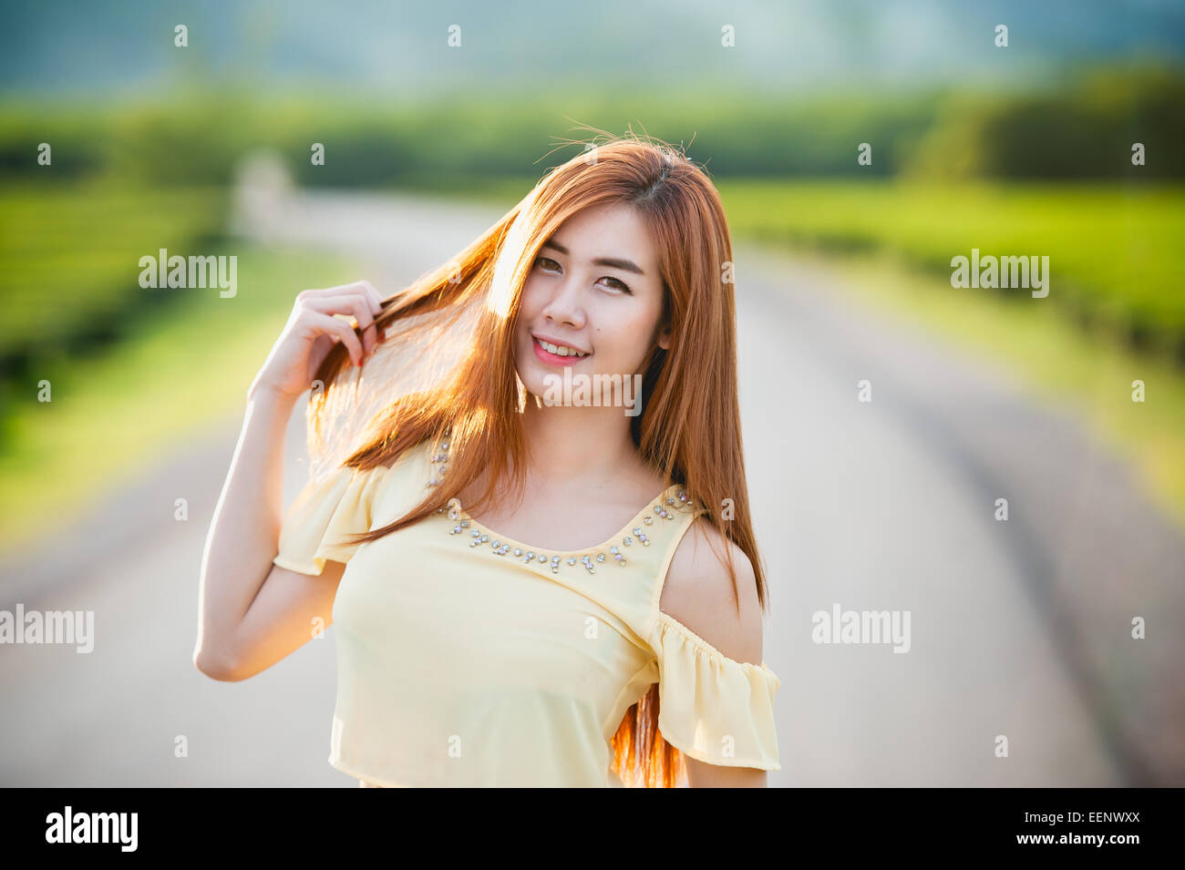 Portrait Thai belle fille dans l'air extérieur Banque D'Images