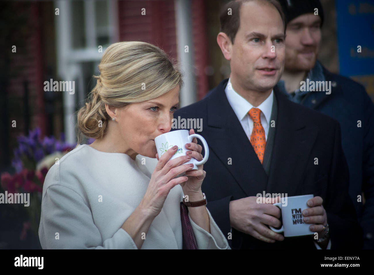 Londres, Royaume-Uni. 20 Jan, 2015. Le comte et la comtesse de Wessex assister à un engagement en faveur de la Fiducie du Jubilé de diamant de la Reine et de demain Les gens de bienfaisance à la Comtesse au 50e anniversaire de l'église de Saint Anselme, Kennington. Crédit : Guy Josse/Alamy Live News Banque D'Images