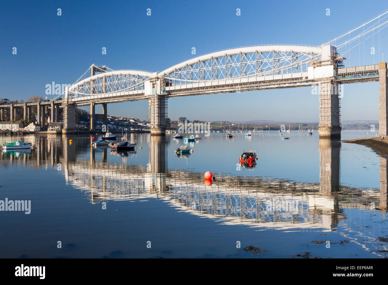 Royal Albert Bridge conçu par Isambard Kingdom Brunel comme vu de Saltash plymouth Devon, Angleterre Passage UK Europe Banque D'Images