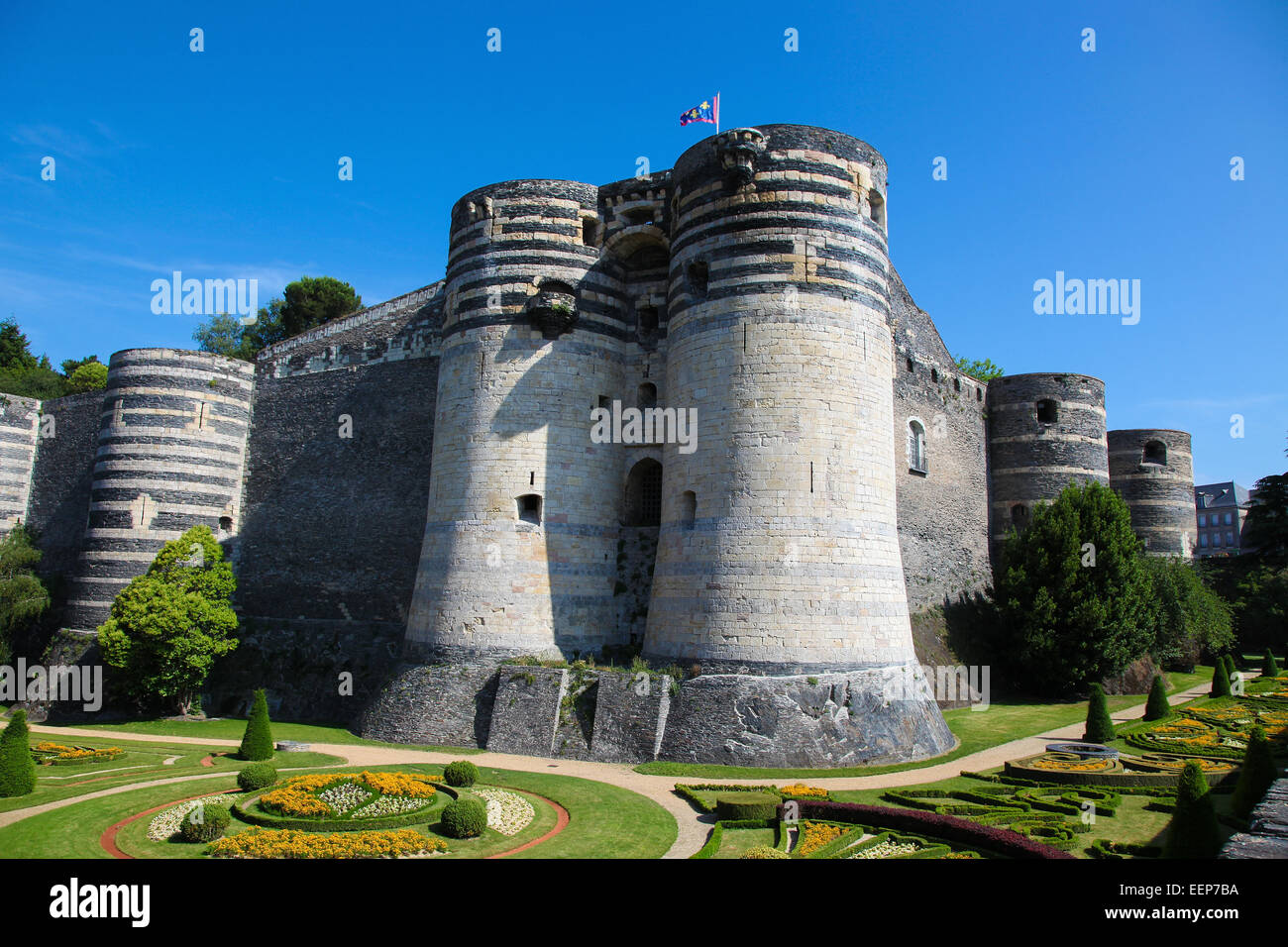 Garder au château d'Angers ou le célèbre château historique d'Angers, une fois capitale de l'Anjou, en Marne-et-Loire, France. Banque D'Images