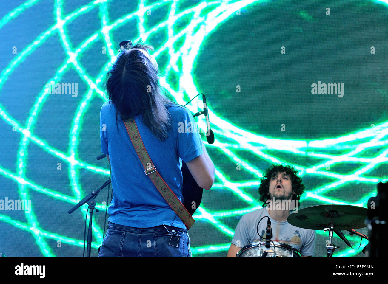 Barcelone - le 23 mai : Tame Impala, rock psychédélique de projet Kevin Parker, effectue par Heineken Primavera Sound 2013. Banque D'Images