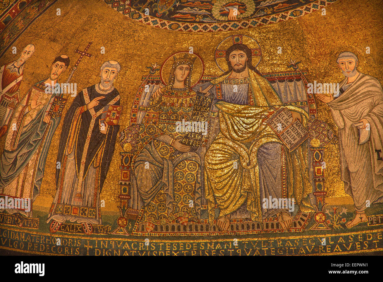 Rome - "couronnement de la Vierge" de la principale abside de l'église Santa Maria in Trastevere à partir de la 13e siècle par Pietro Cavallini. Banque D'Images