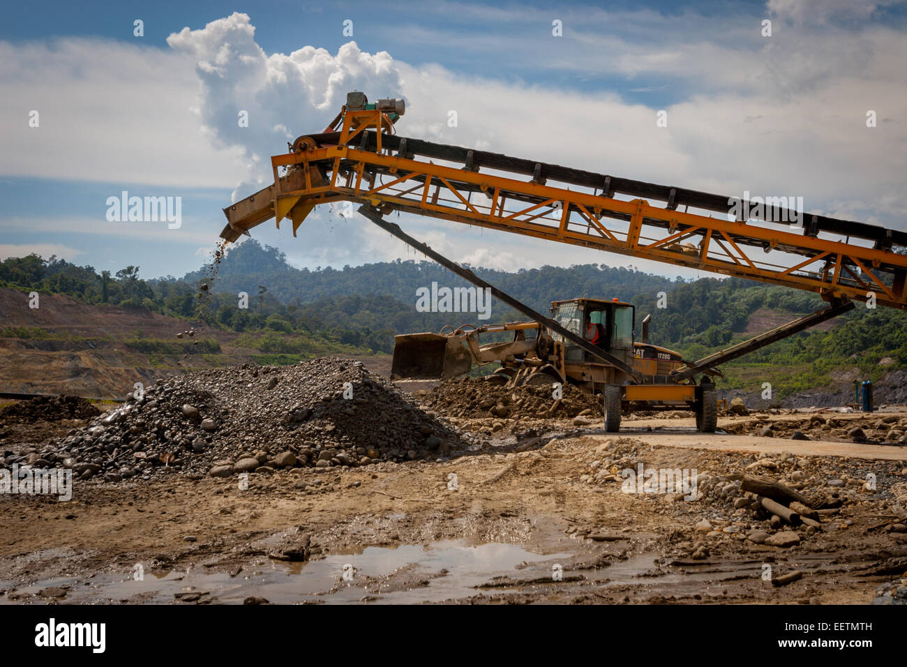 Activités sur Rio Tinto Kelian mine closure project à Bornéo. Banque D'Images