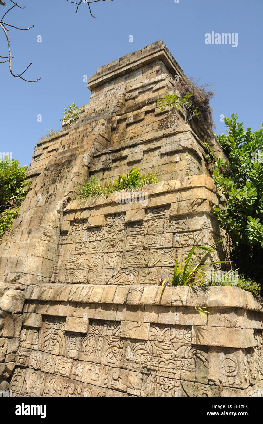 Pyramide des anciens Mayas en Amérique centrale Banque D'Images