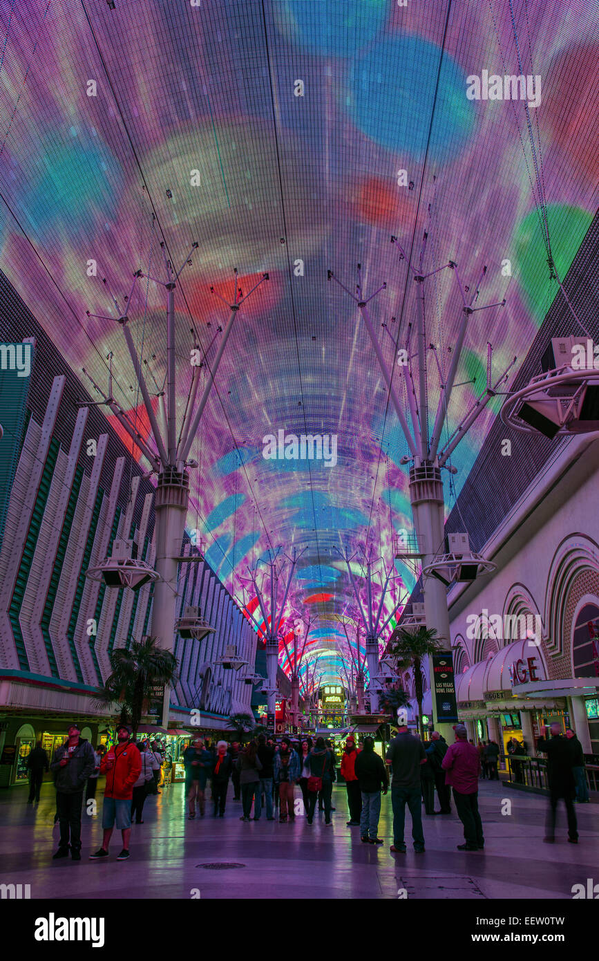 Centre commercial piétonnier de la Fremont Street Experience, Las Vegas, Nevada, USA Banque D'Images