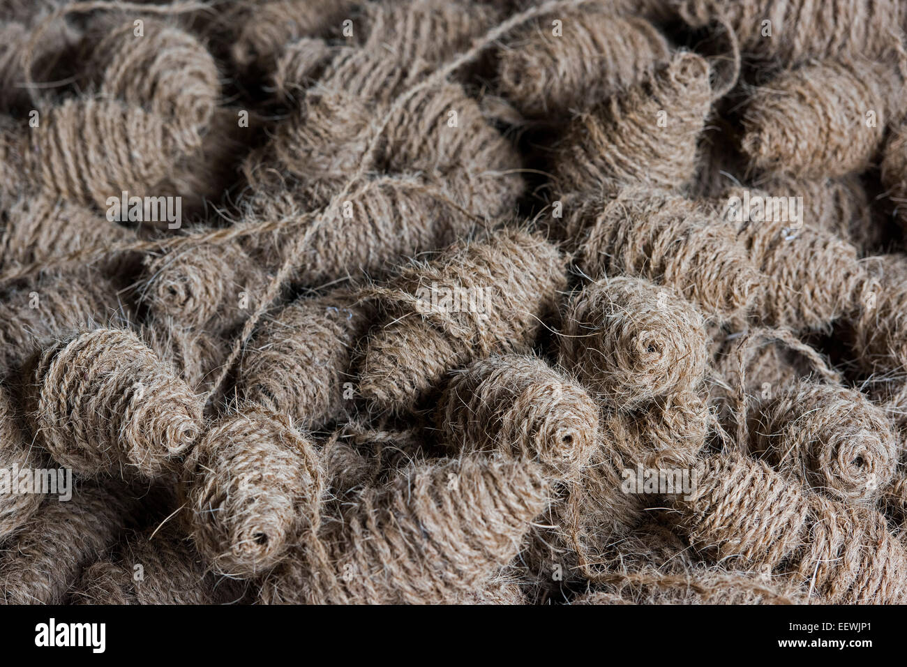Cordes faites de fibres de noix de coco ou coco, fibre de coco, de l'industrie usine, Alappuzha, Kerala, Inde Banque D'Images