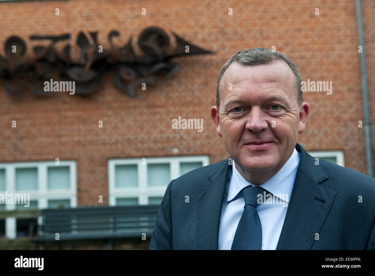 Koge, au Danemark. 22 janvier, 2015. L'ancien premier ministre et leader de l'opposition, Lars Lokke Rasmussen, Venstre (Anglais:Le Parti libéral), représenté comme il parcourt le pays chauffage jusqu'à la prochaine élection. Credit : OJPHOTOS/Alamy Live News Banque D'Images