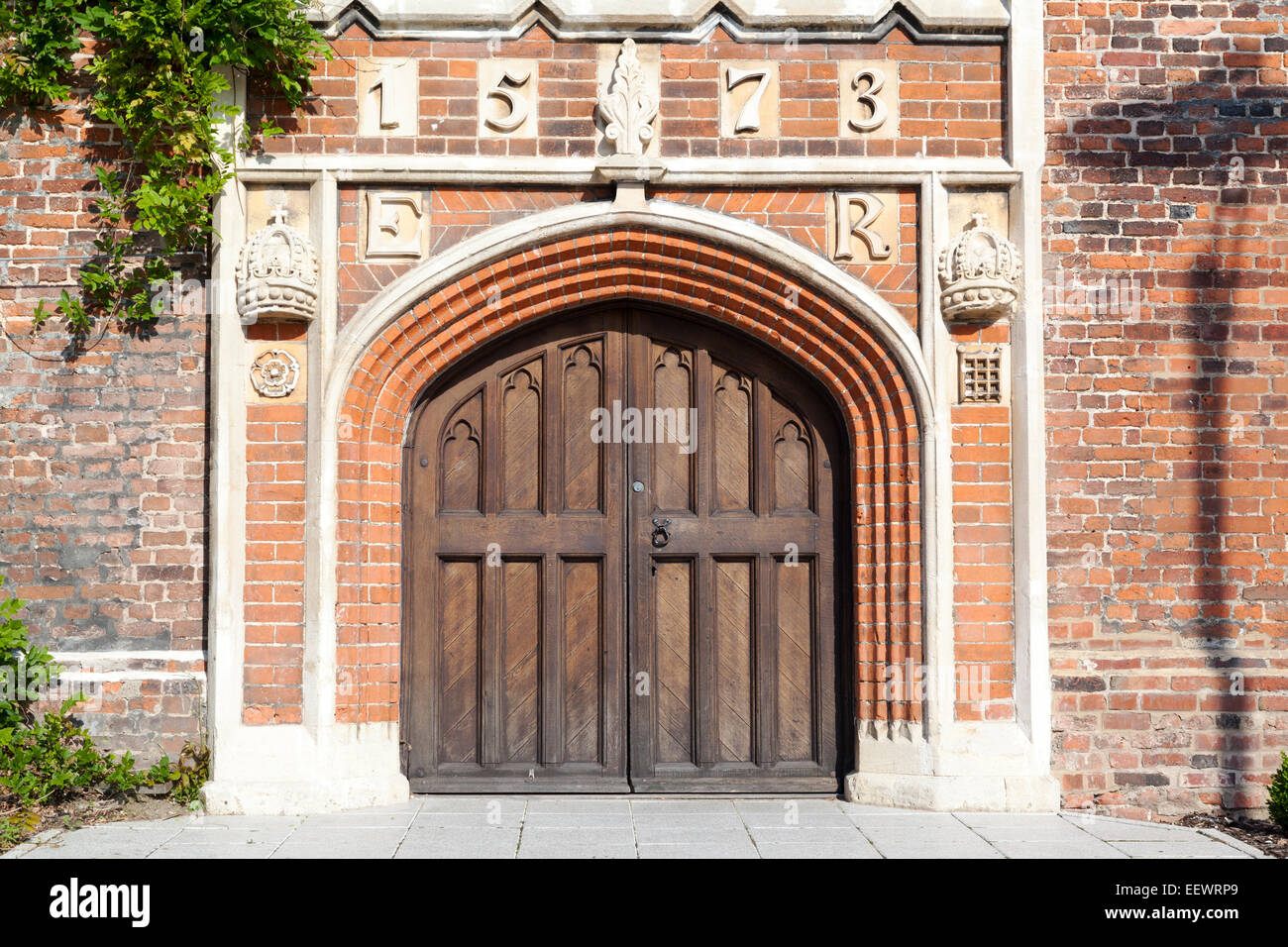 Royaume-uni, Barnet, porte d'entrée Salle Tudor. Remonte à 1573. Banque D'Images
