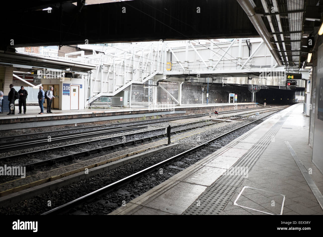 Chemin de fer de Liverpool Lime Street Station de Train UK Banque D'Images