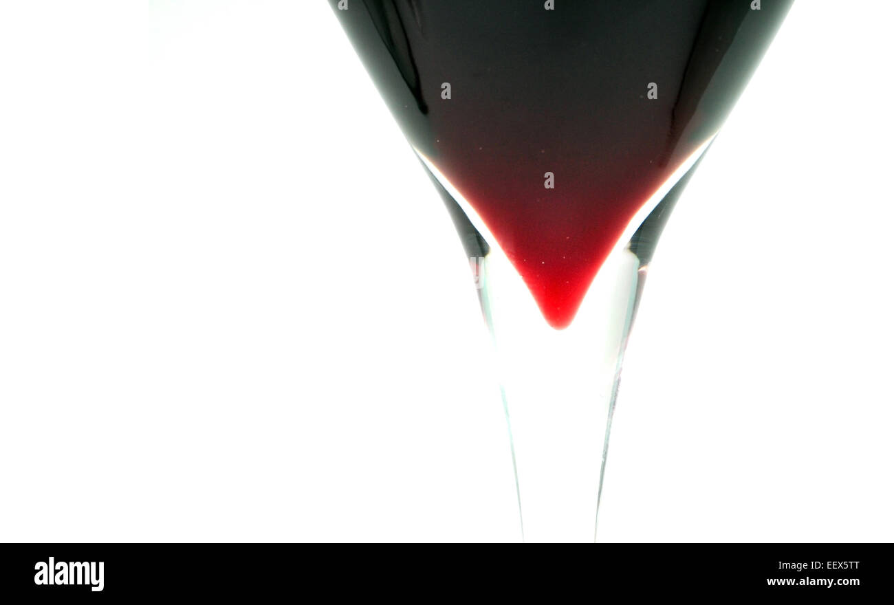 Plus de détails verre à vin rouge fond blanc Banque D'Images