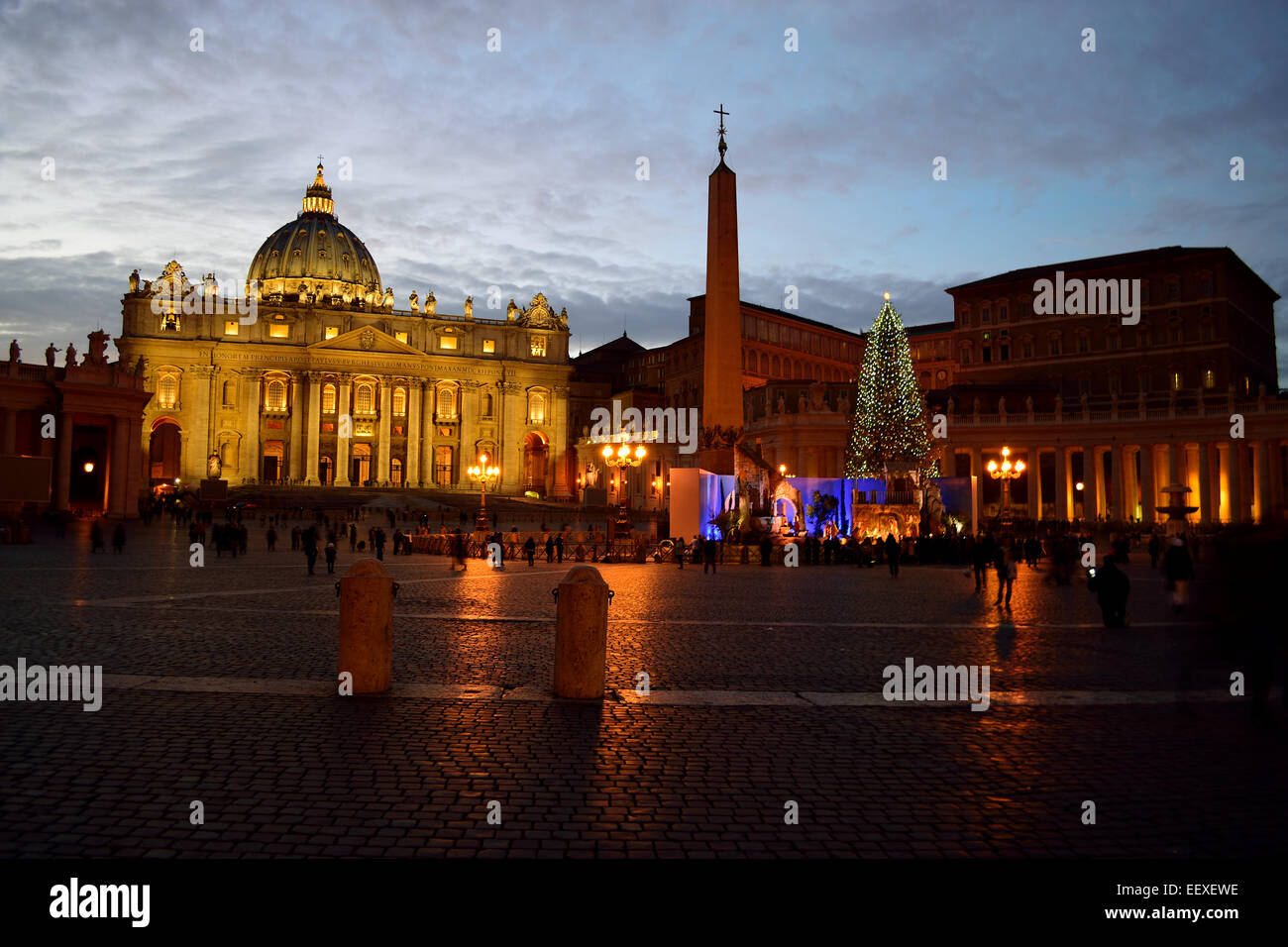 St Peters Square at night Banque D'Images