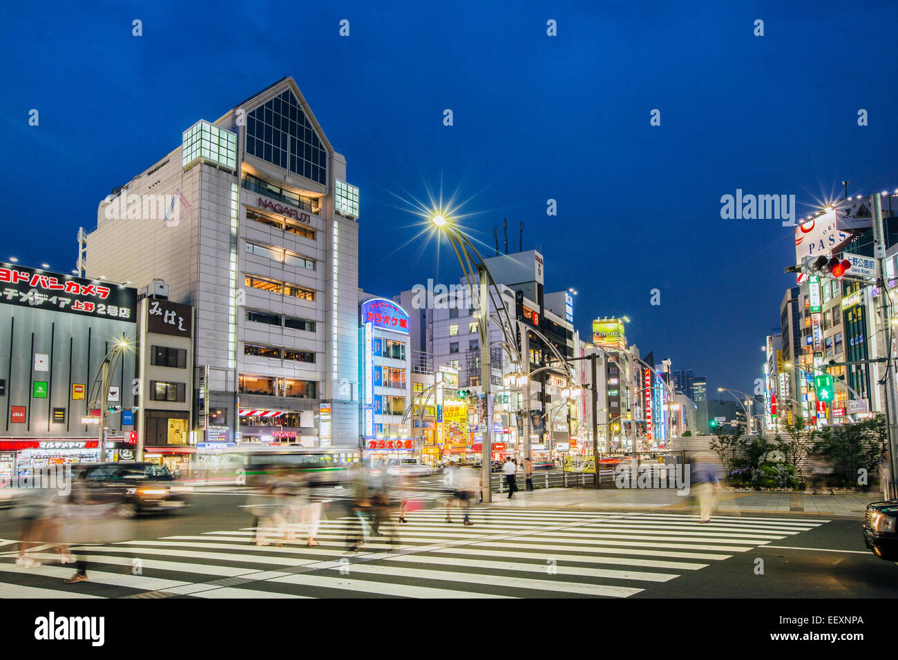 Nuit à Ueno, Tokyo, Japon. Banque D'Images