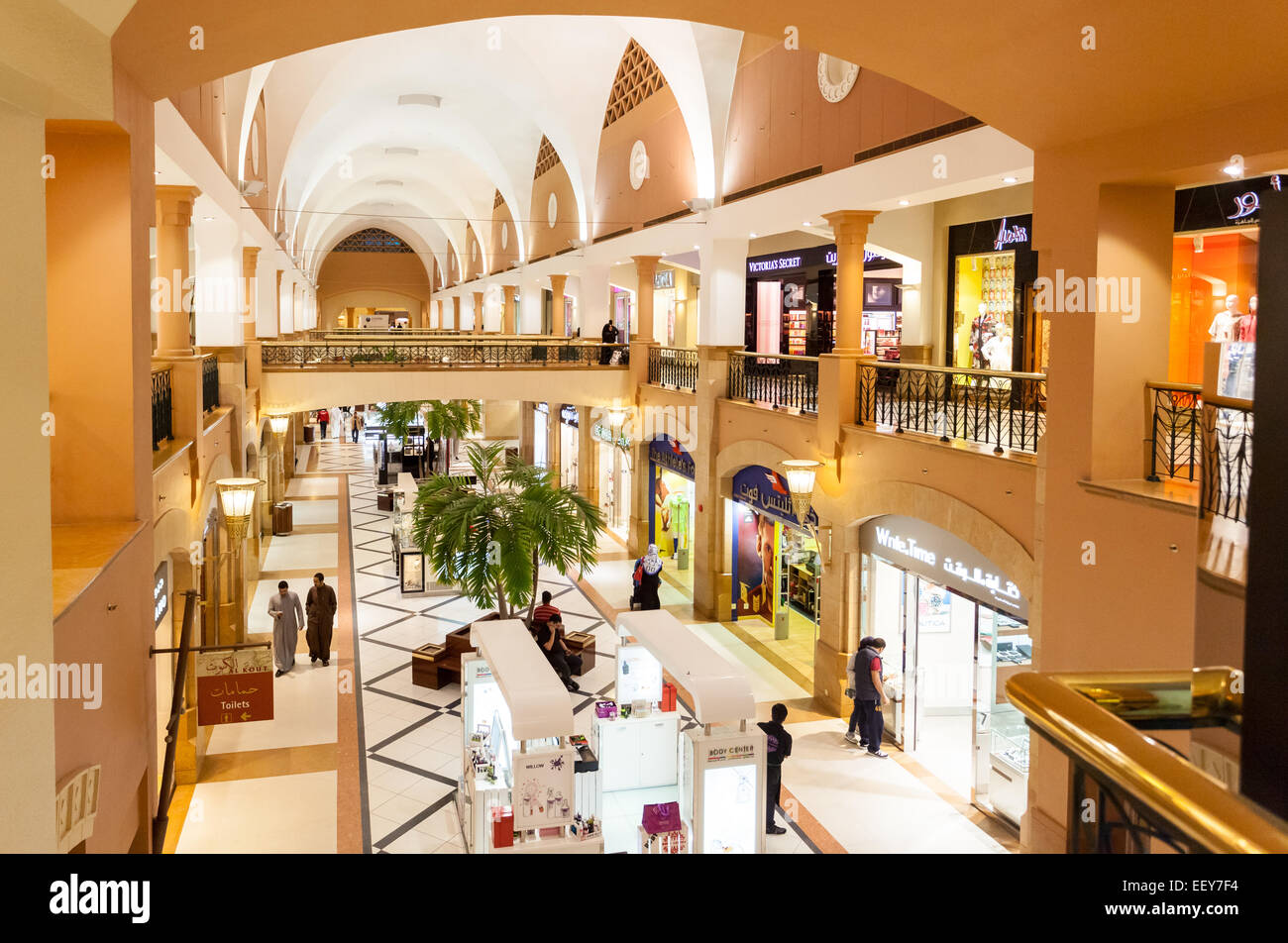 Intérieur de l'Al Kout Mall à Kuwait, Koweït Banque D'Images