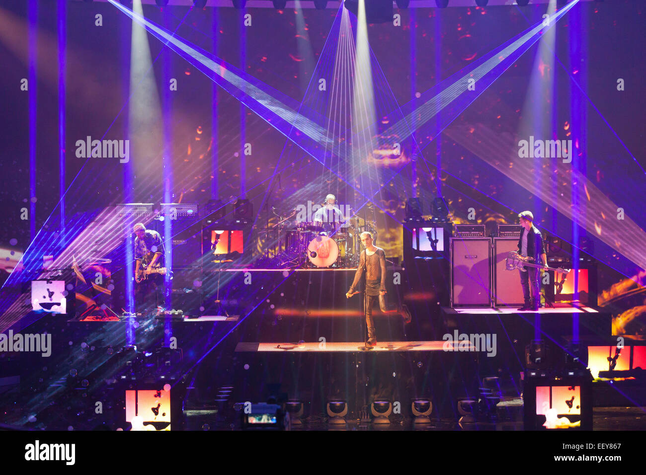 Le groupe de rock allemand Tokio Hotel au cours de l'émission de télévision allemande ZDF Wetten Dass à Erfurt, Thuringe, Allemagne, Europe Banque D'Images
