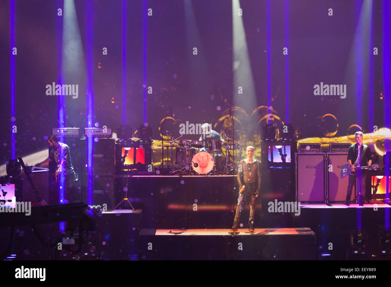 Le groupe de rock allemand Tokio Hotel au cours de l'émission de télévision allemande ZDF Wetten Dass à Erfurt, Thuringe, Allemagne, Europe Banque D'Images