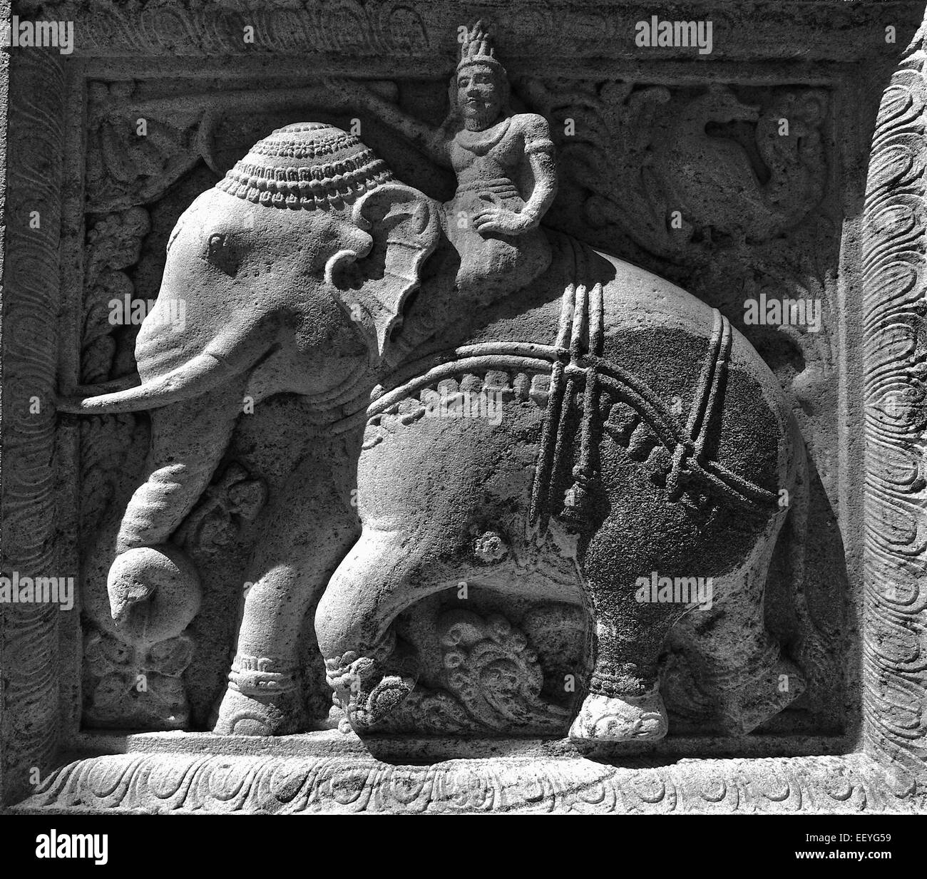 Sculpture d'un éléphant de procession / Temple de la dent / Kandy / Sri Lanka Banque D'Images