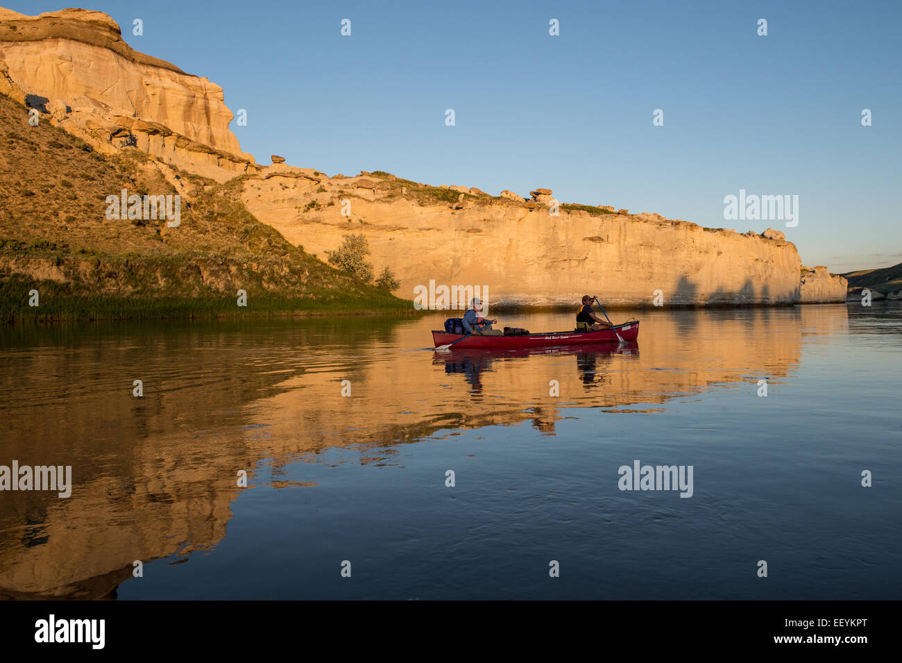 La partie supérieure de la rivière Missouri, dans le Montana est l'un des premiers voyages en canot dans les États-Unis. Il fait partie de la National Wild and Scenic River System, et s'étend sur 149 kilomètres à travers un canyon spectaculaire incisés dans le pays des prairies du centre du Montana. (Photo par Ami Vitale) Banque D'Images