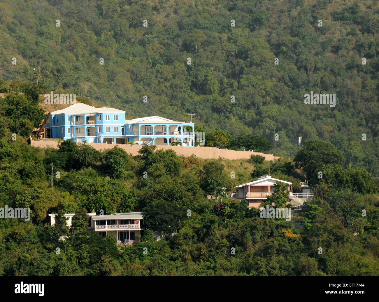 Cher maisons sur l'île exotique Caribbean resort Banque D'Images