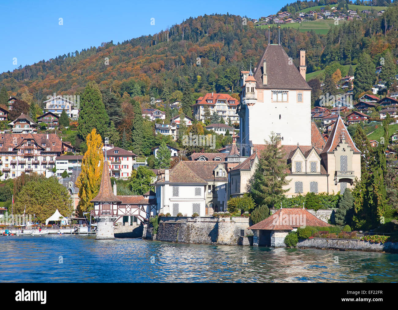 Lac de thoune Banque d'images détourées - Alamy
