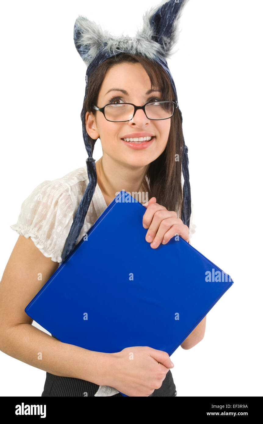 Femme portant un chapeau ridicule et tenant un cartable bleu Photo Stock -  Alamy