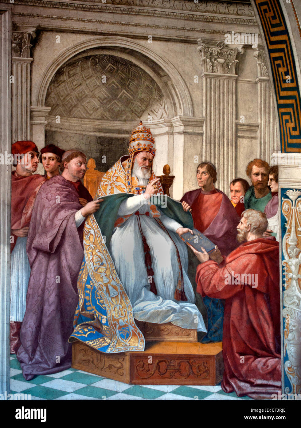 La prestation de l'Décrétales au Pape Grégoire IX, une fresque murale dans la Chambres de Raphaël. La peinture représente le Pape Grégoire IX de la commande, en 1230, son aumônier et confesseur, saint Raymond de Pennafort (Peñaforte), un Dominicain, pour former une nouvelle collection canonique destinée à remplacer toutes les anciennes collections. Les Chambres de Raphaël (tanze di Raffaello) Raffaello Sanzio da Urbino 1483 - 1520 fresco appartements pontificaux Vatican Rome Italie Banque D'Images
