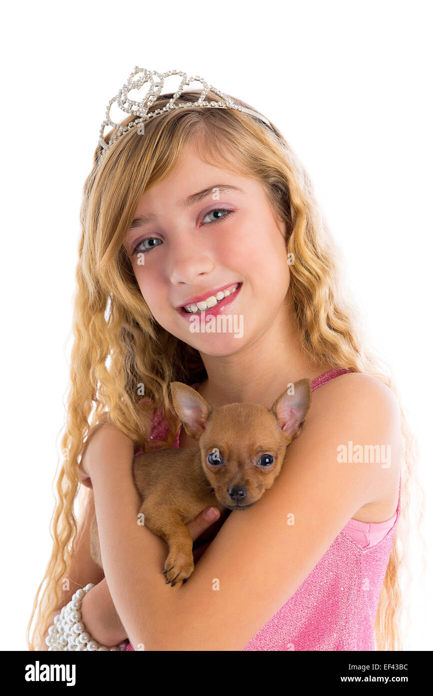 La princesse blonde avec portrait de chien chihuahua chiot happy smiling Banque D'Images