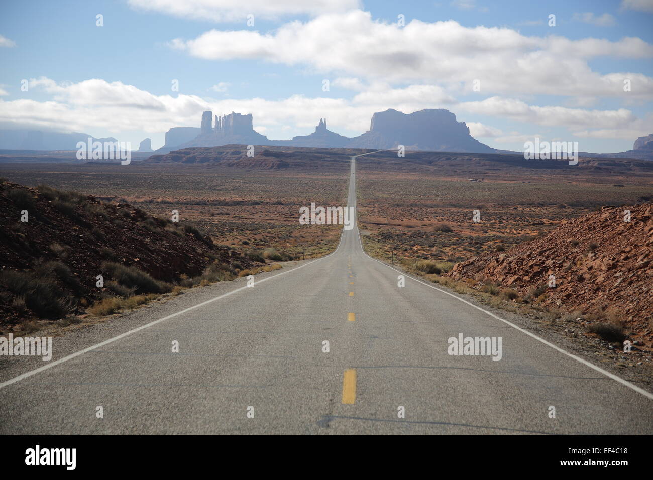 Monument Valley dans le sud-ouest Banque D'Images