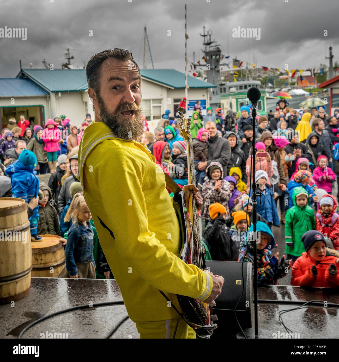 Pollaponk- punk islandaise, l'exécution au cours d'un festival d'été à Reykjavik, Islande. Banque D'Images
