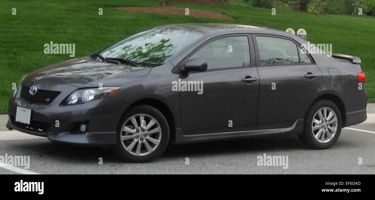 2009 Toyota Corolla S 2 Photo Stock - Alamy