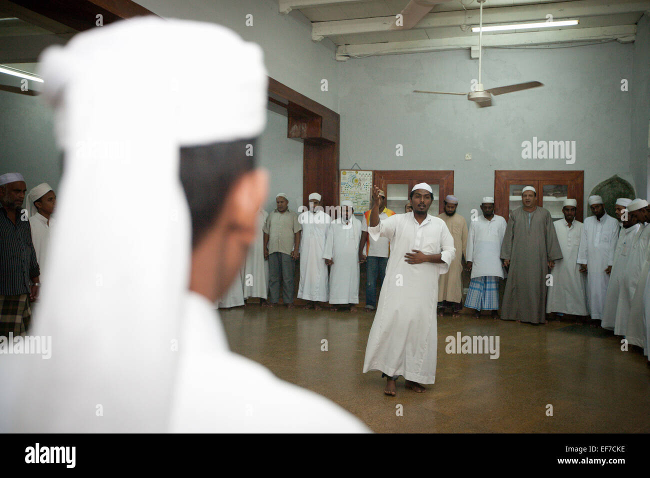 Les hommes de l'Association culturelle musulmane GALLE Banque D'Images