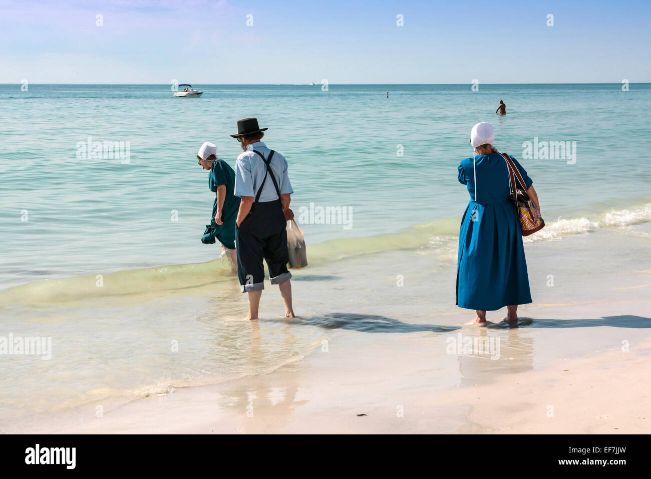 Amish à seashells sur Siesta Key Beach en Floride Banque D'Images