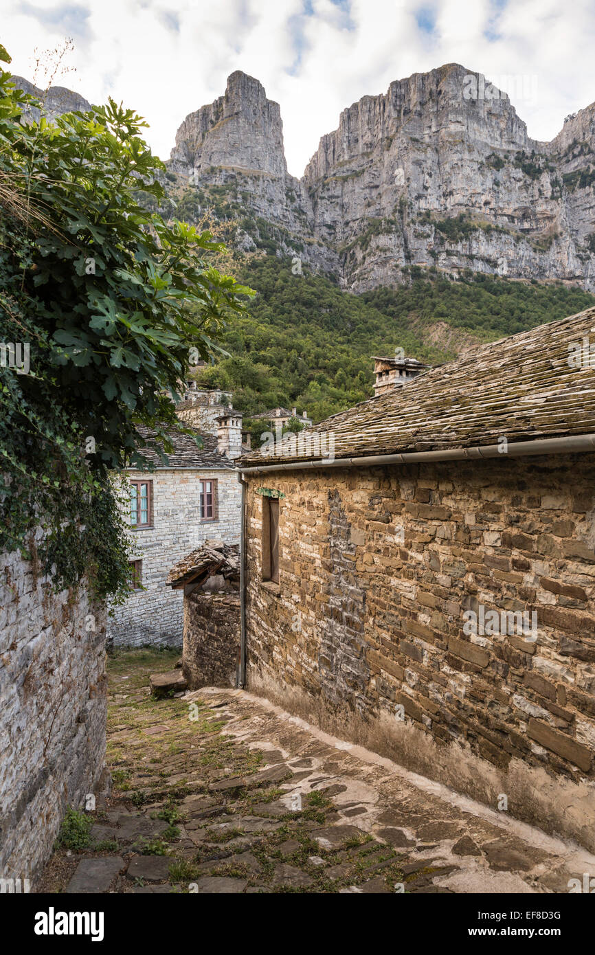 Village Papingo, Zagoria, Macédoine, Grèce Banque D'Images