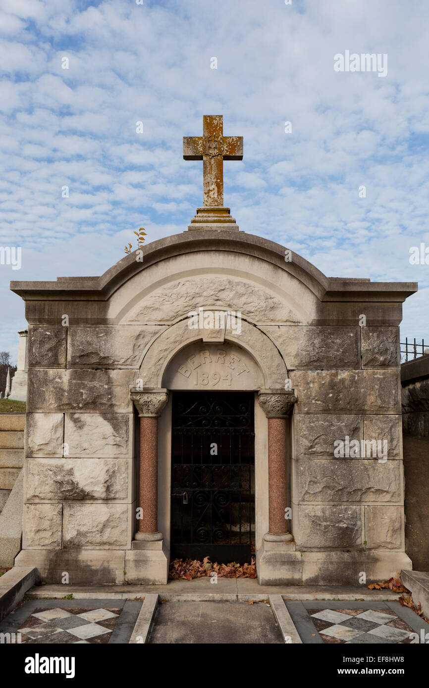 Burial vault, Congressional Cemetery - Washington, DC USA Banque D'Images