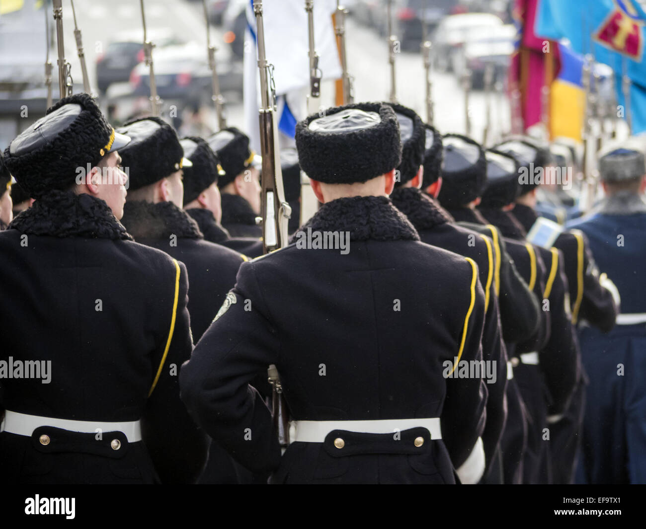 Le 29 janvier 2015 - garde d'honneur -- politicinas ukrainien, 29 janvier 2015, ont participé à la cérémonie, les jeunes héros Kruty types qui en ce jour en 1918 près de la gare dans la région de Tchernihiv Kruty entrés dans un combat inégal avec les bolcheviks et meurt une mort héroïque pour la République populaire ukrainienne. © Igor Golovniov/ZUMA/Alamy Fil Live News Banque D'Images