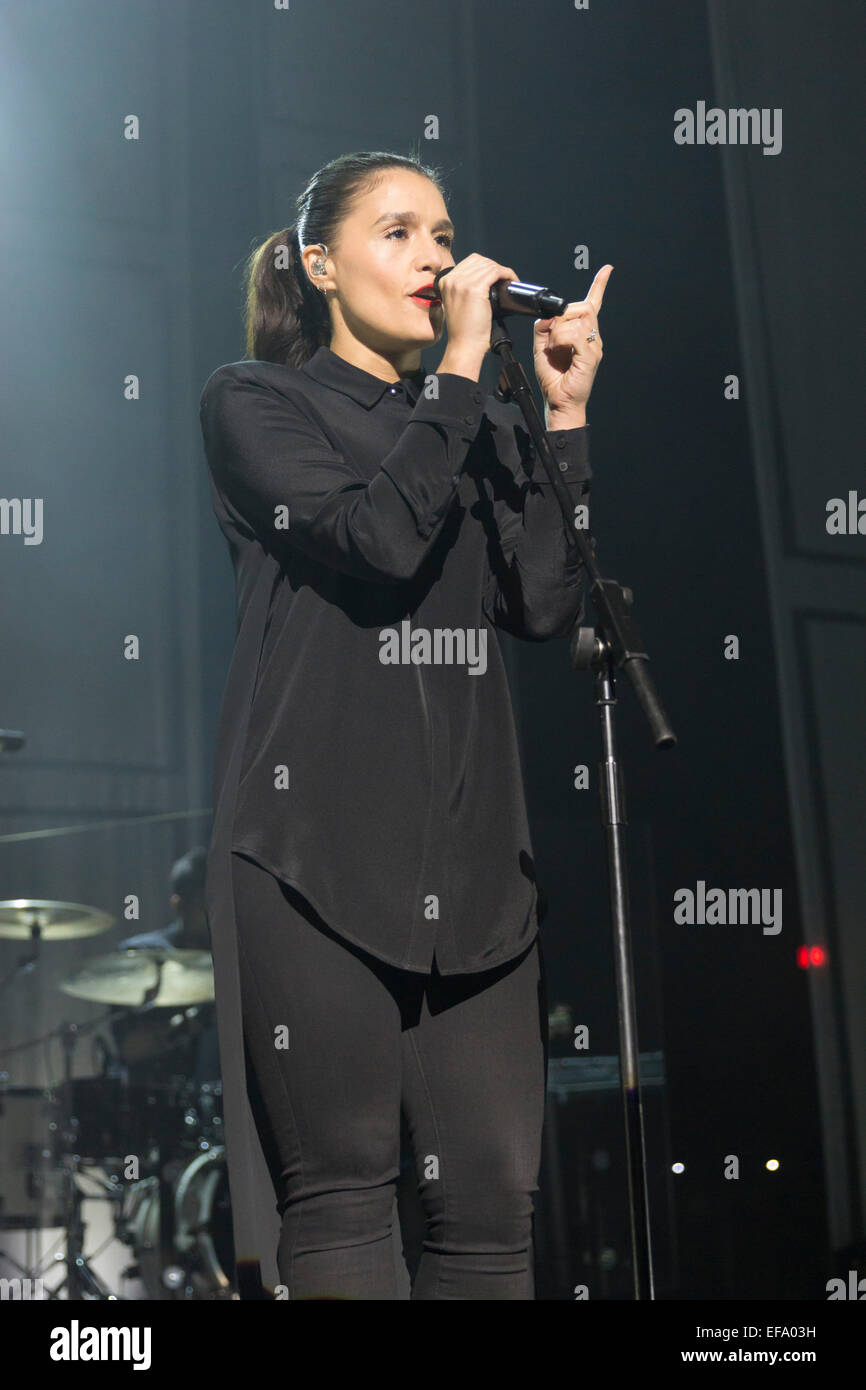 Londres, Royaume-Uni, 29 janvier 2015. Jessie Ware, o2 Academy Brixton. Crédit : Robert Stainforth/Alamy Live News Banque D'Images