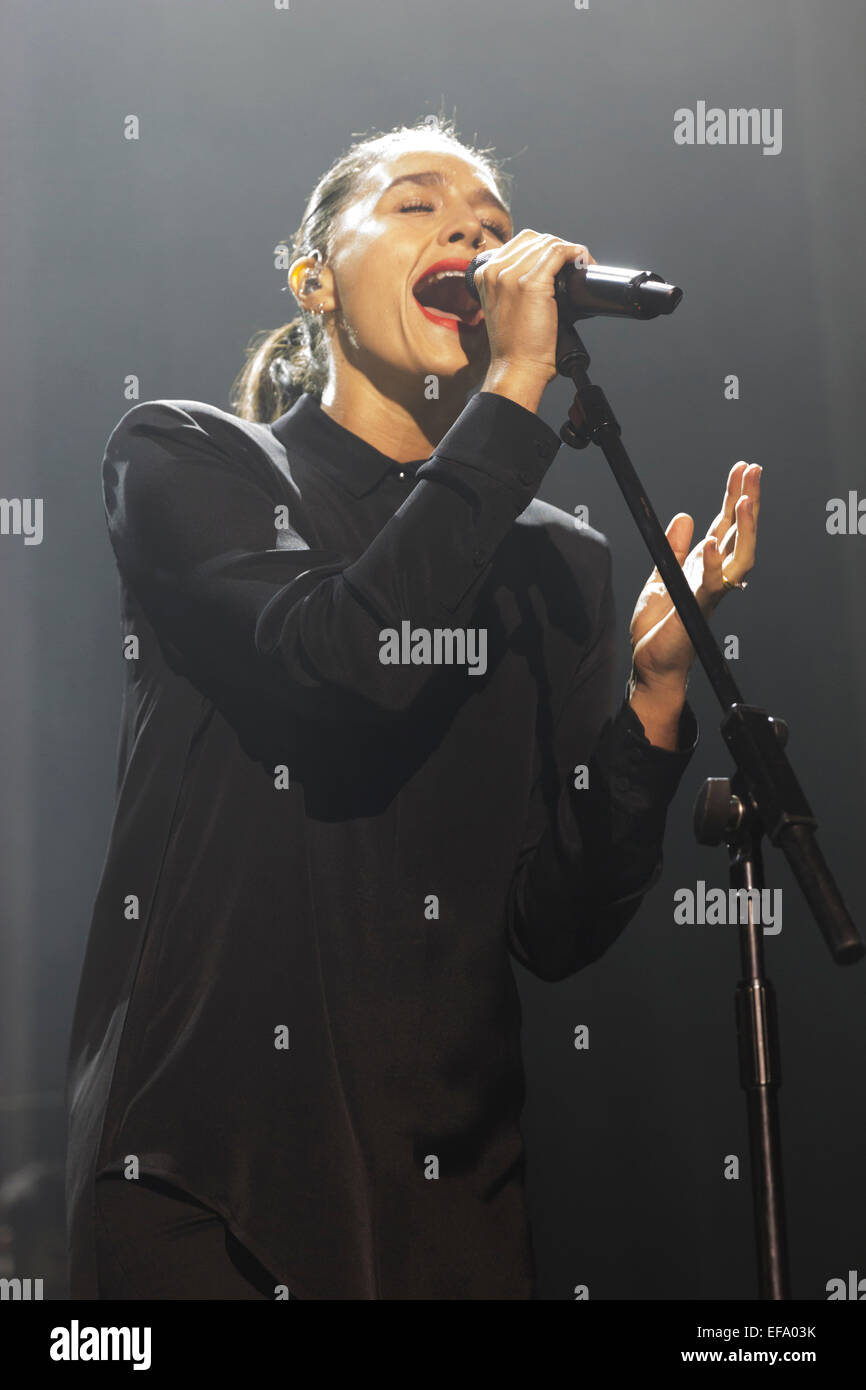 Londres, Royaume-Uni, 29 janvier 2015. Jessie Ware, o2 Academy Brixton. Crédit : Robert Stainforth/Alamy Live News Banque D'Images