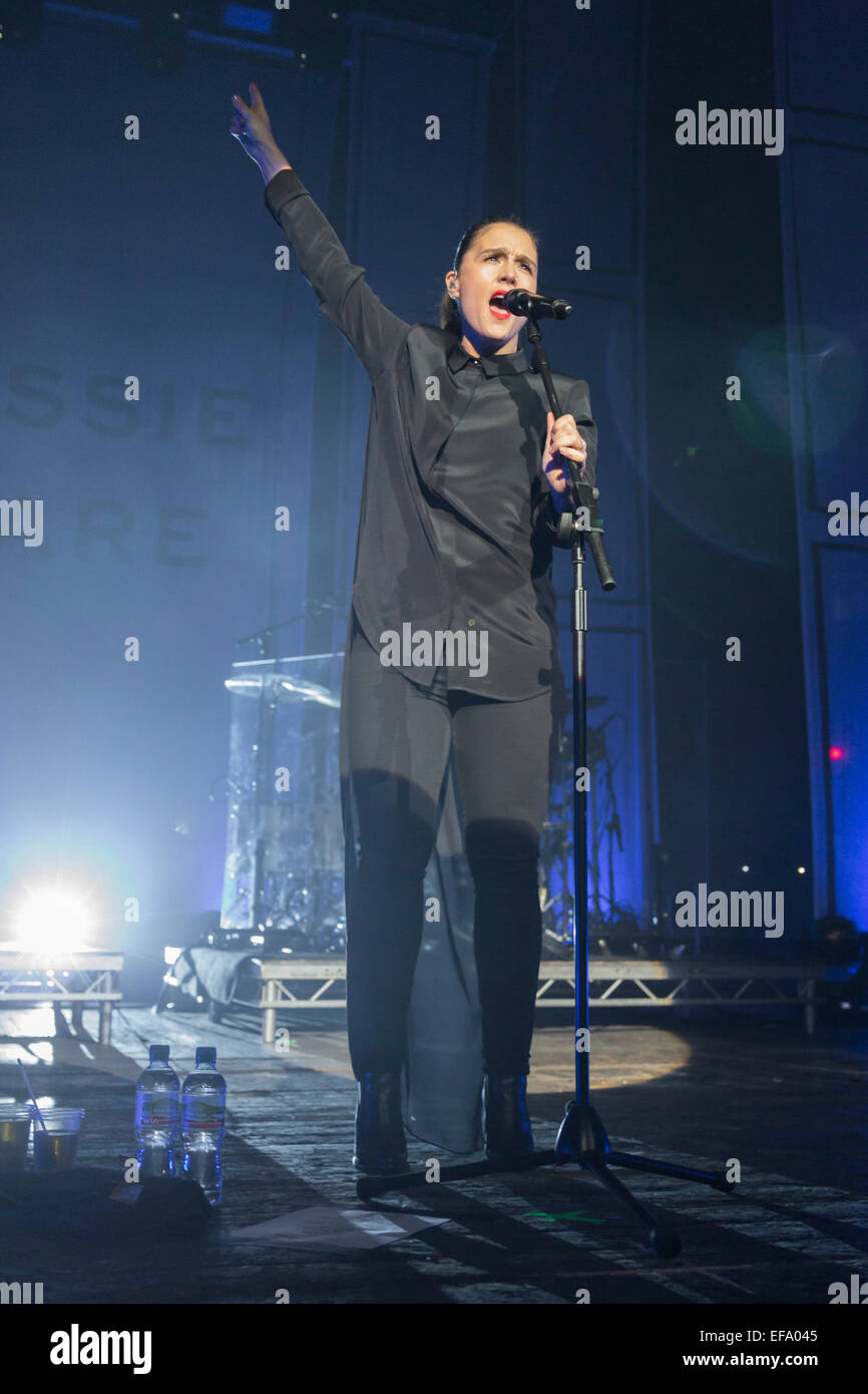 Londres, Royaume-Uni, 29 janvier 2015. Jessie Ware, o2 Academy Brixton. Crédit : Robert Stainforth/Alamy Live News Banque D'Images