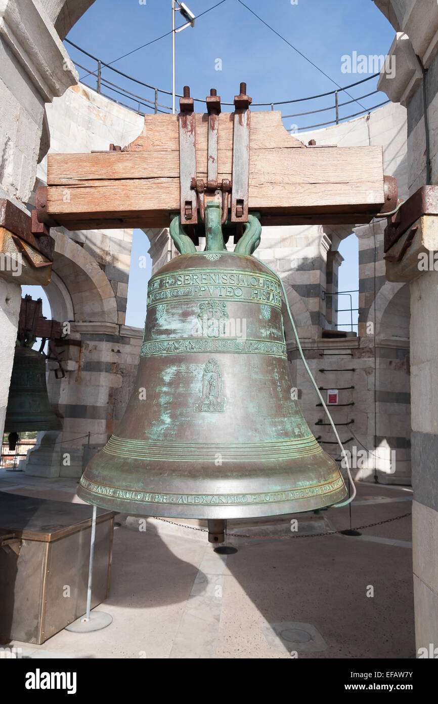 Bell en haut de la Tour de Pise Banque D'Images