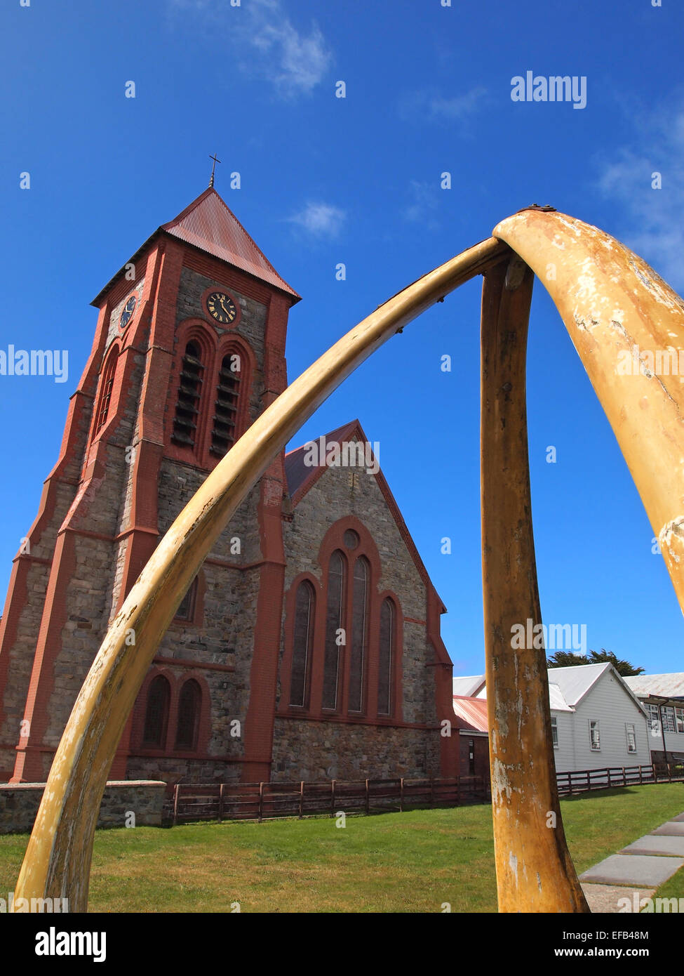 La cathédrale anglicane et célèbre whalebone arch à la capitale de l'île de Stanley Falkland Banque D'Images