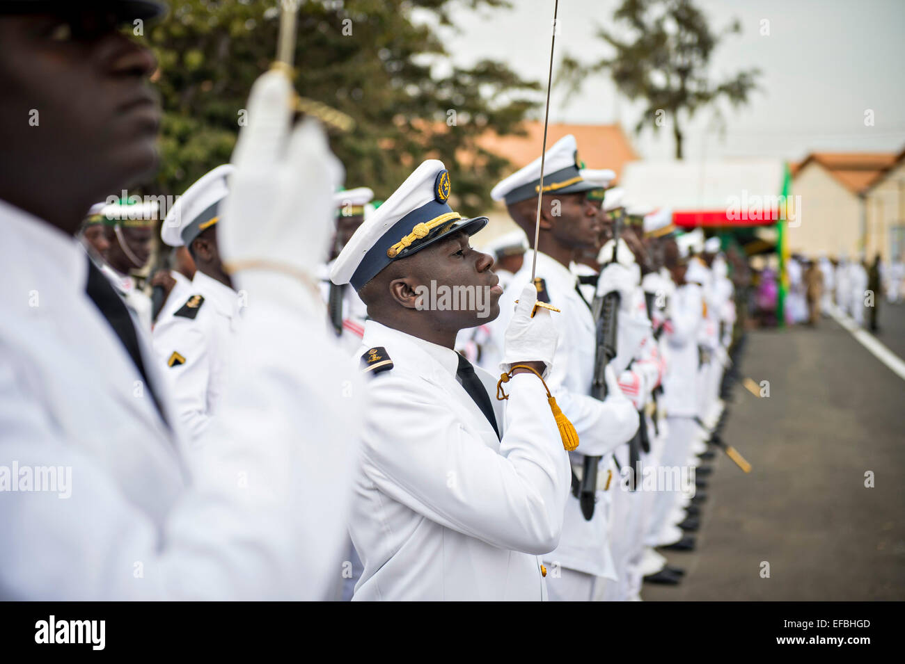 Les marins sénégalais en parade dress au cours de la célébration de la Marine du Sénégal, le 22 janvier 2015 à Dakar, au Sénégal. Banque D'Images