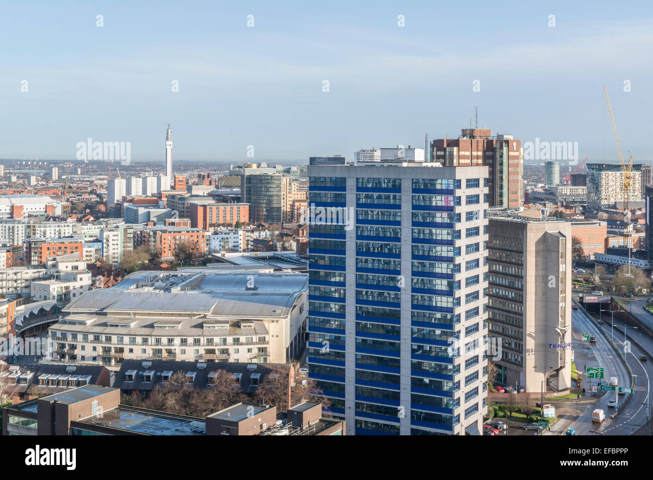 Les immeubles de bureaux à Birmingham, vus de l'Hagley Road. Banque D'Images