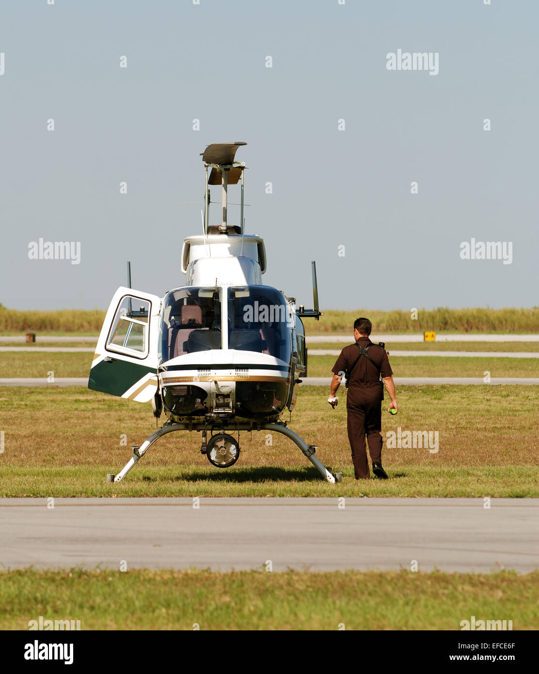 Par hélicoptère de patrouille de police Banque D'Images