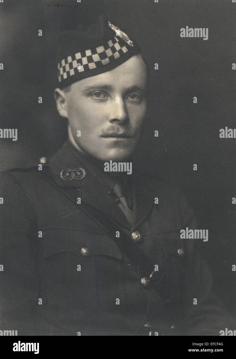 1915 - James F Fraser. Ici comme lieutenant dans l'Argyll et Sutherland Highlanders Fraser était un membre de l'Université d'Aberdeen's U Company 1910-1914 Banque D'Images