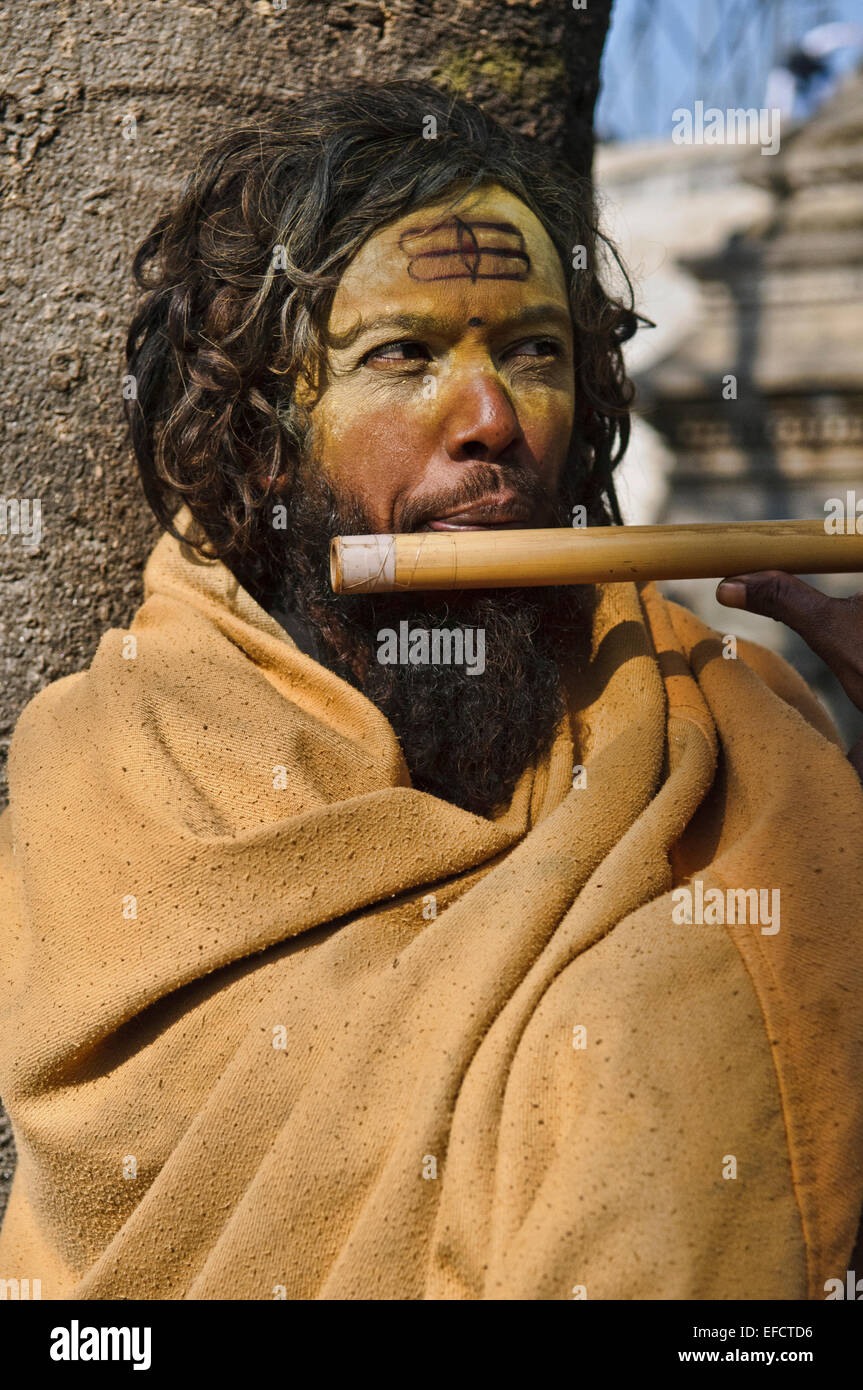 Sadhu ou saint homme à Pashupatinath à Katmandou, Népal Banque D'Images
