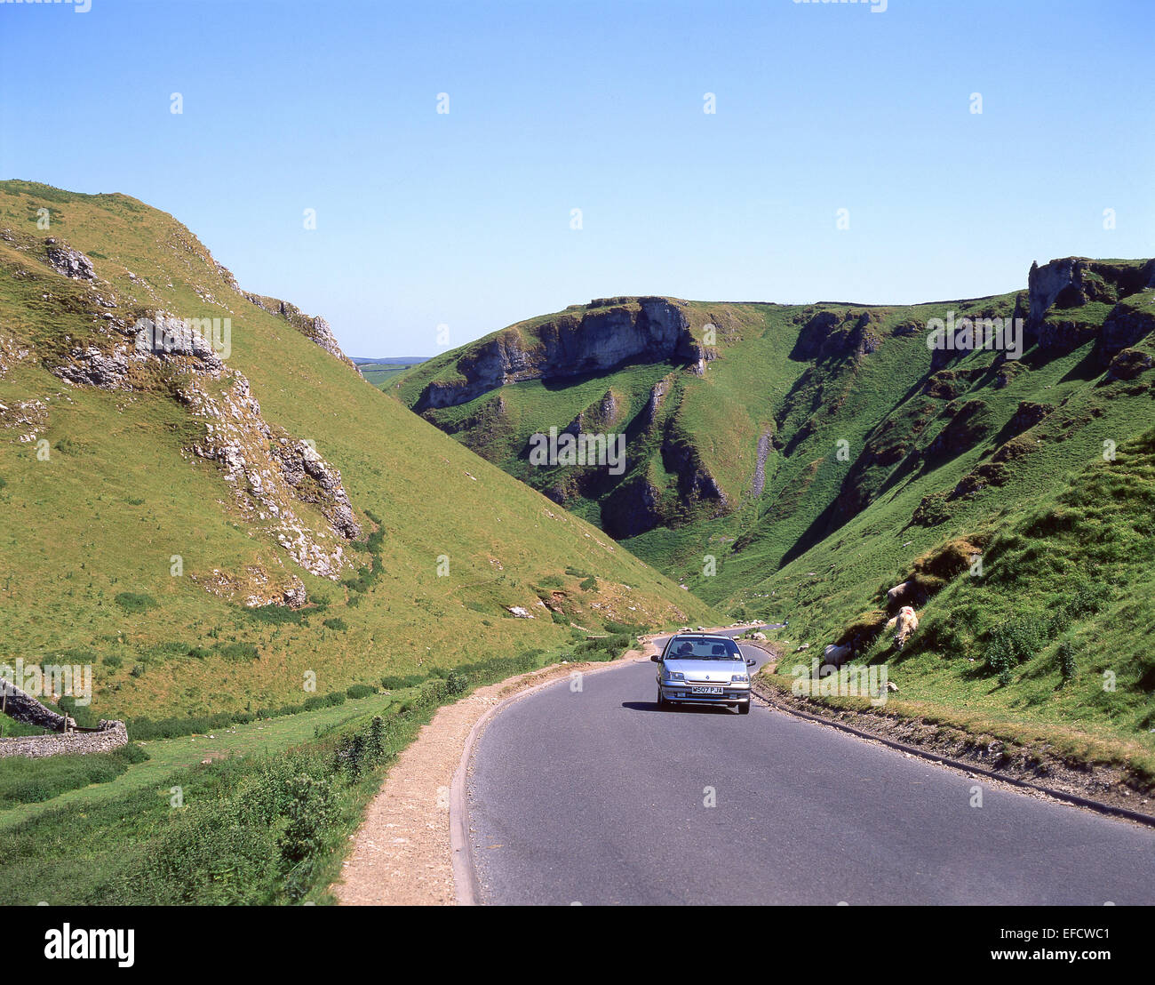 Winnat's Pass, Castleton, parc national de Peak District, Derbyshire, Angleterre, Royaume-Uni Banque D'Images
